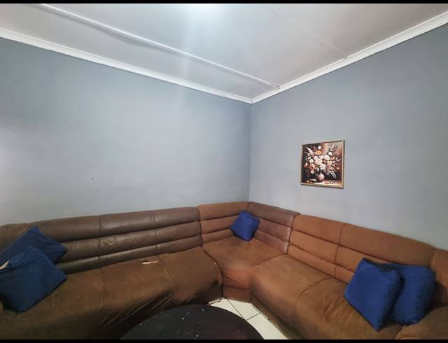 3 BEDROOM HOUSE FOR SALE IN UMHLATHUZE
